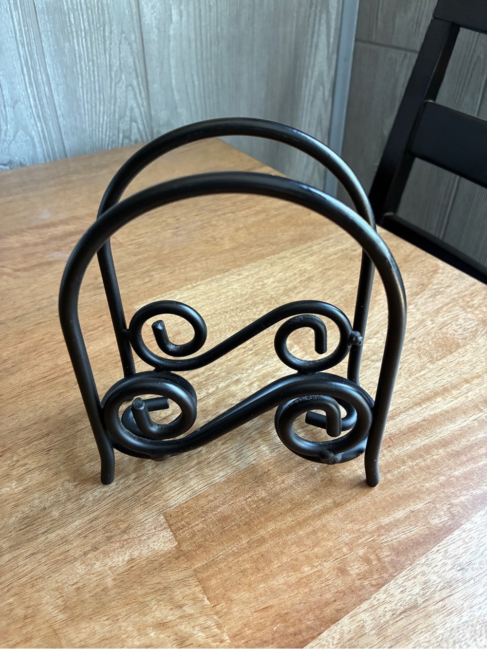 Napkin Holder Arch Black Scroll. 5.”x6”